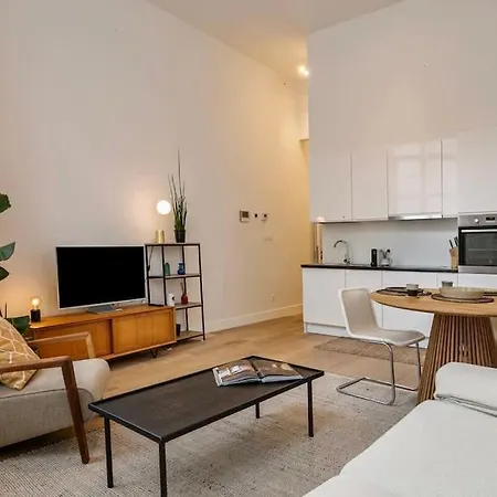 1-br Centre Haven With Patio * Anvers