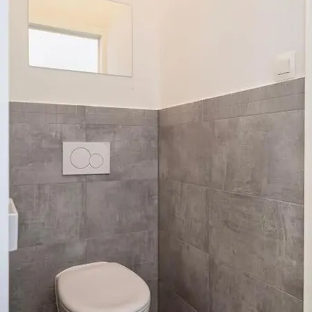 1-br Centre Haven With Patio アパート アントウェルペン